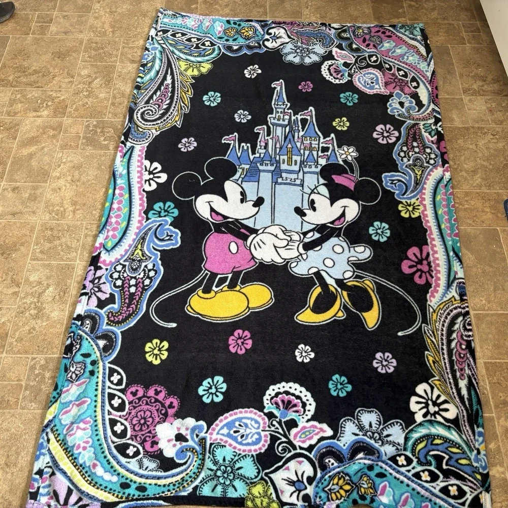 Vera Bradley Disney Plush Throw Blanket Mickey's Paisley Celebration 80x50
